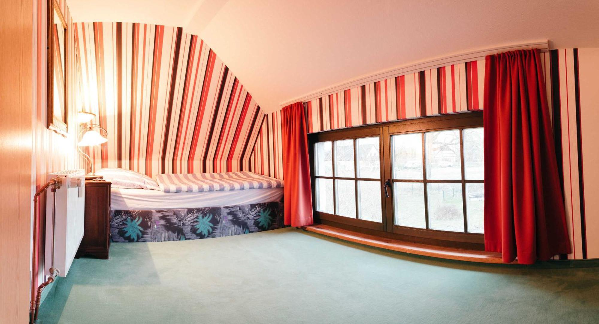 Ferienhaus und -wohnung unterm Reetdach in Woorke Patzig Exterior foto