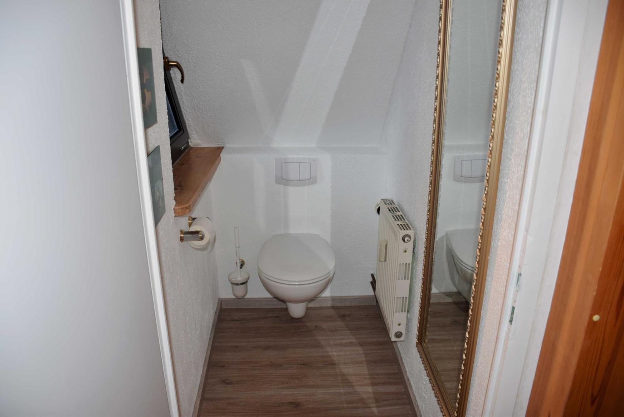 Ferienhaus und -wohnung unterm Reetdach in Woorke Patzig Exterior foto